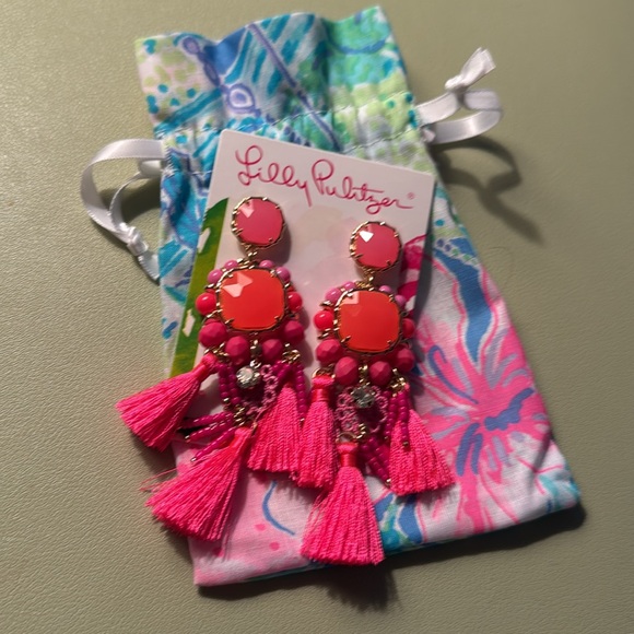 Lilly Pulitzer waterside earrings Kitschy Coral - Picture 8 of 9